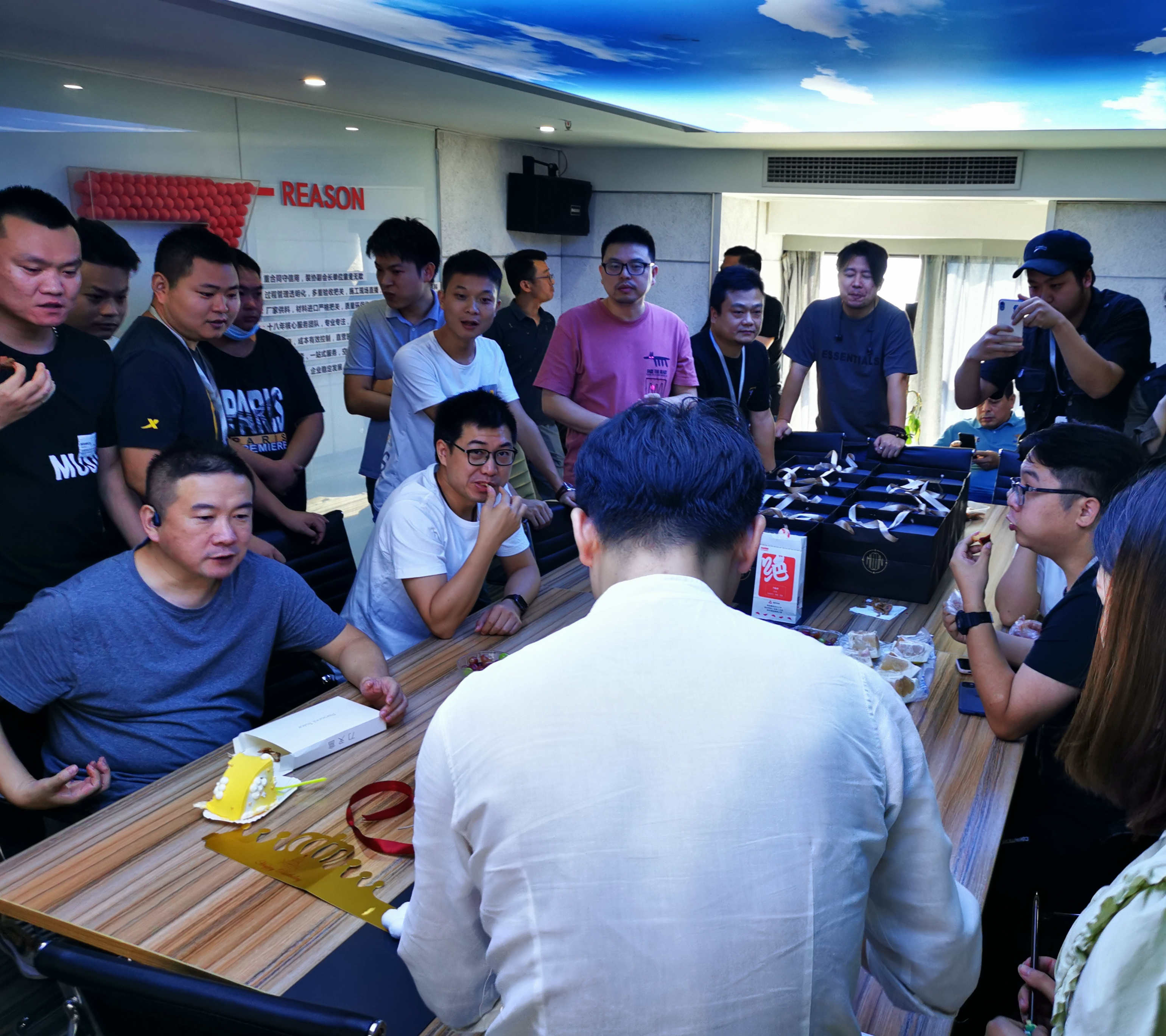 今泰裝飾-9月生日會(huì )暨中秋禮品(圖8)